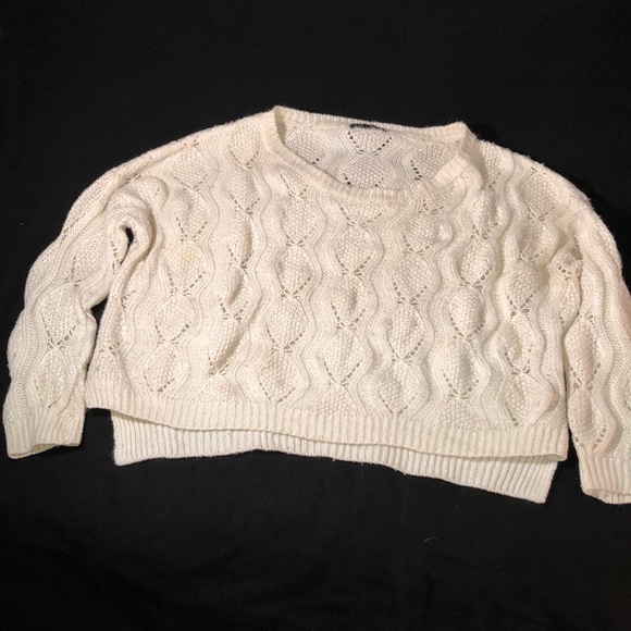 Oversized Sweater - Picture 2 of 9